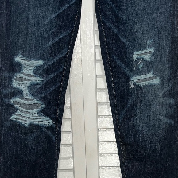 American Eagle High Rise Dark Wash Distressed Crop Jeggings NWT — 6L - Picture 4 of 8